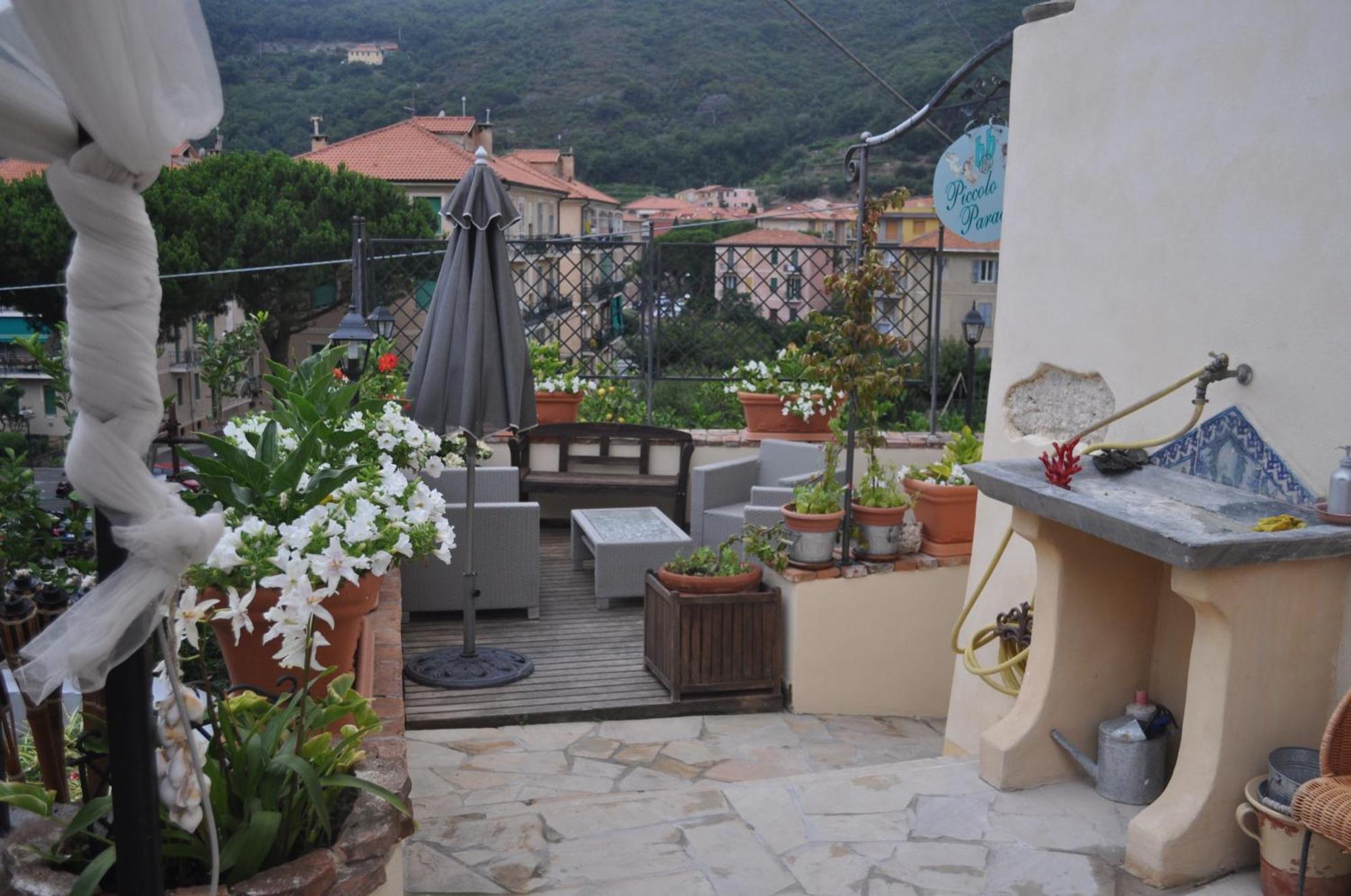 B&B Piccolo Paradiso Finale Ligure Exterior foto